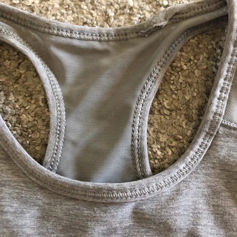 Old Navy active gray sports bra in size XS